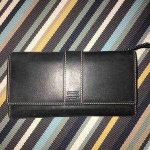 Black Coach Leather Billfold Wallet